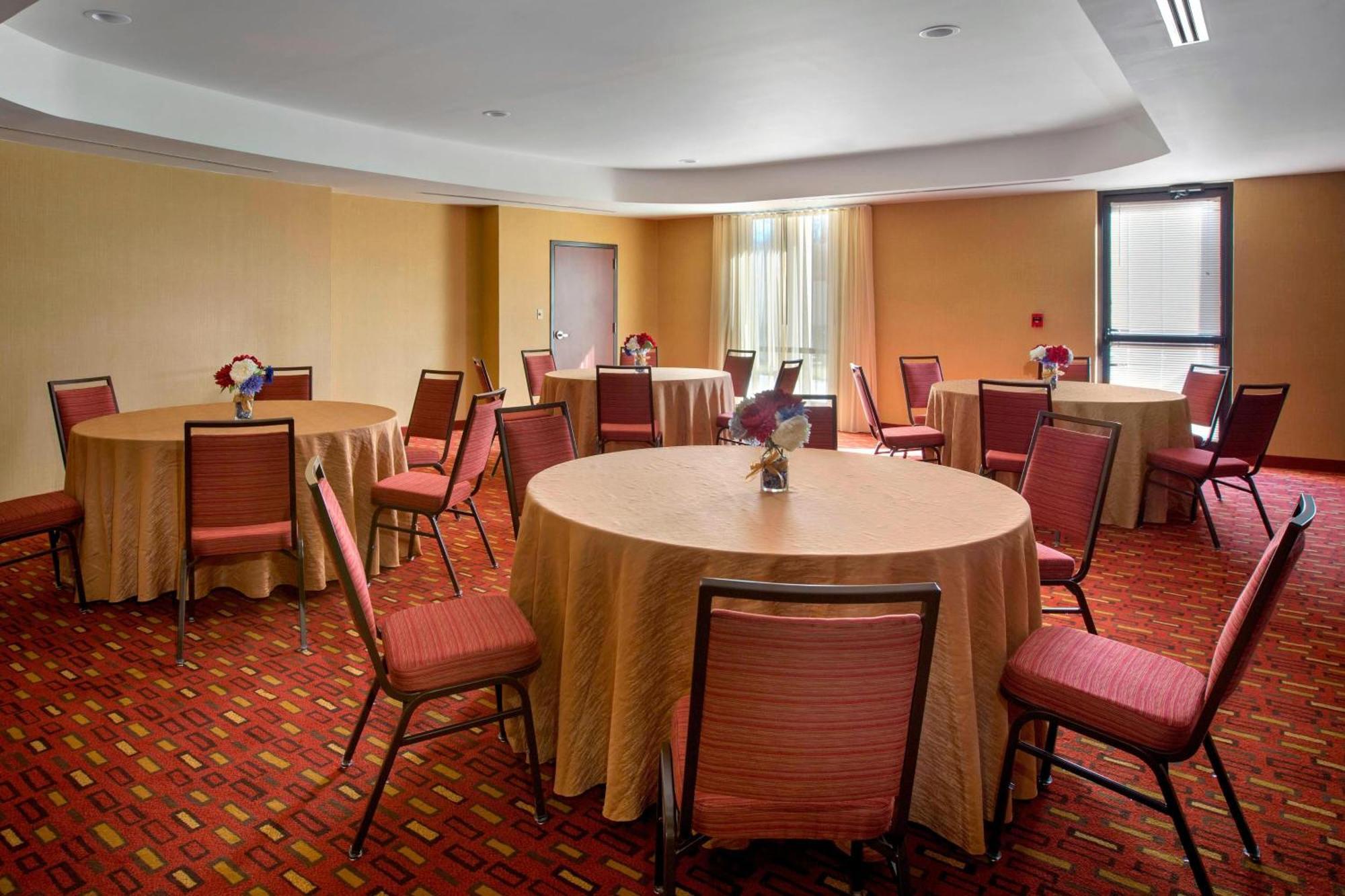 Hotel Courtyard By Marriott Paramus Exterior foto